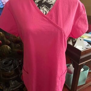 J Size Medium Women’s Tie Back Scrub Shirt Pink 40" Bust 26" L